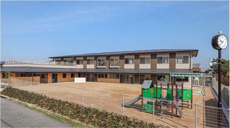 朝和保育園外観